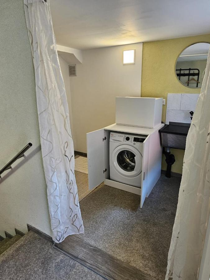 Airolo With Private Parking Apartment Exterior photo