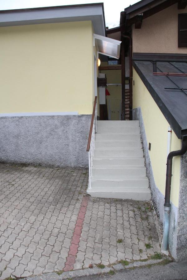 Airolo With Private Parking Apartment Exterior photo