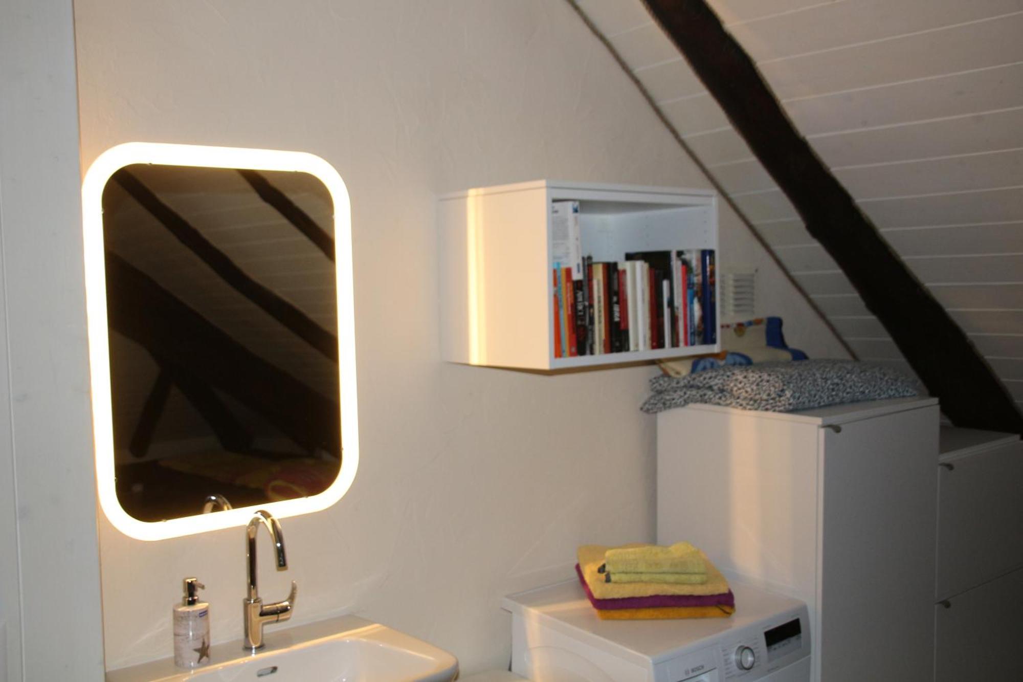 Airolo With Private Parking Apartment Exterior photo