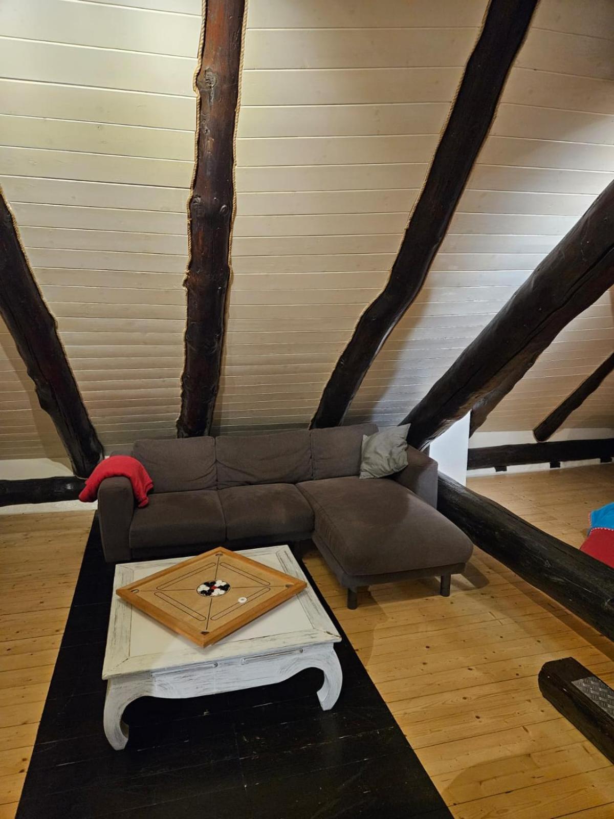 Airolo With Private Parking Apartment Exterior photo