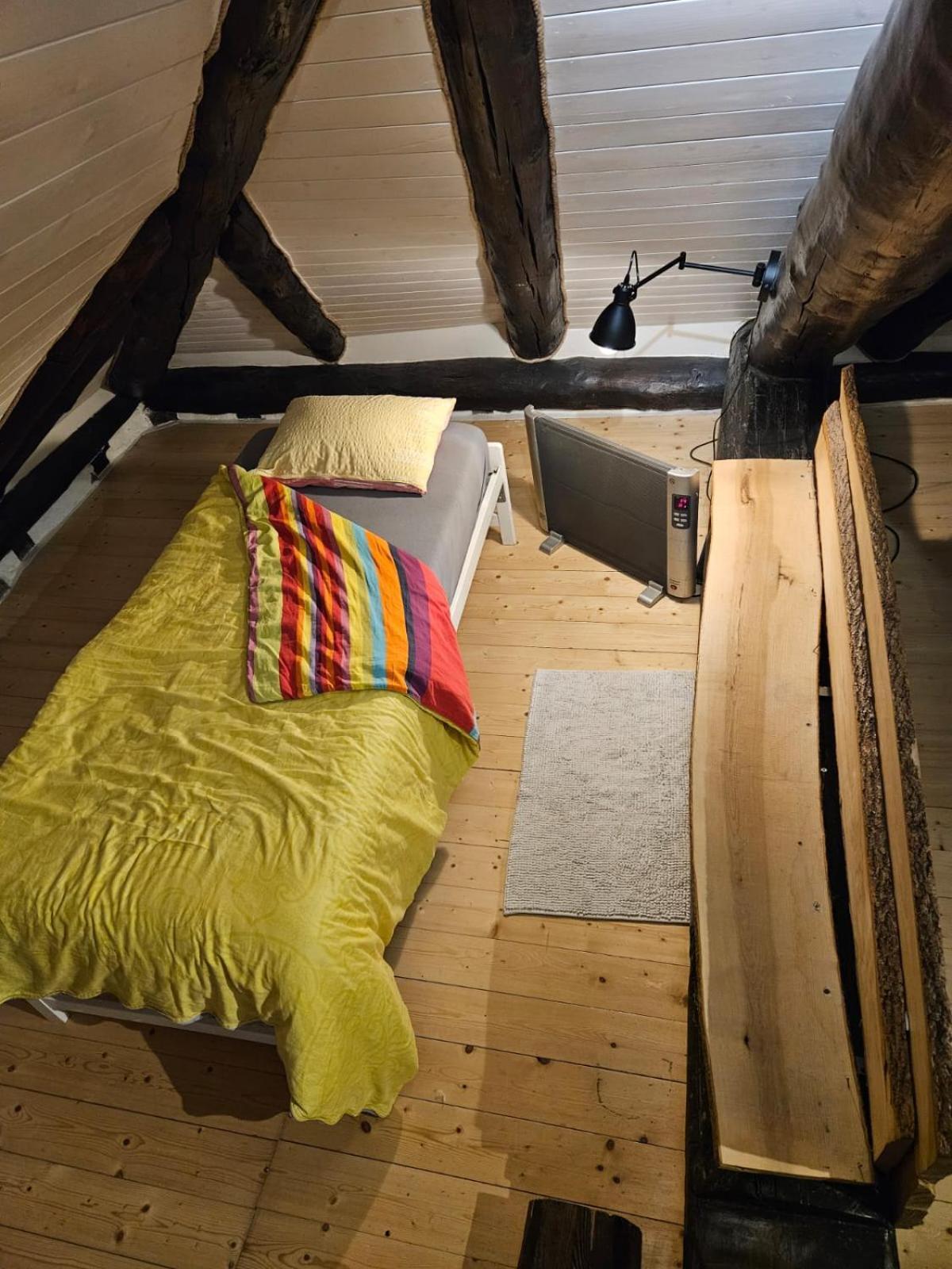 Airolo With Private Parking Apartment Exterior photo